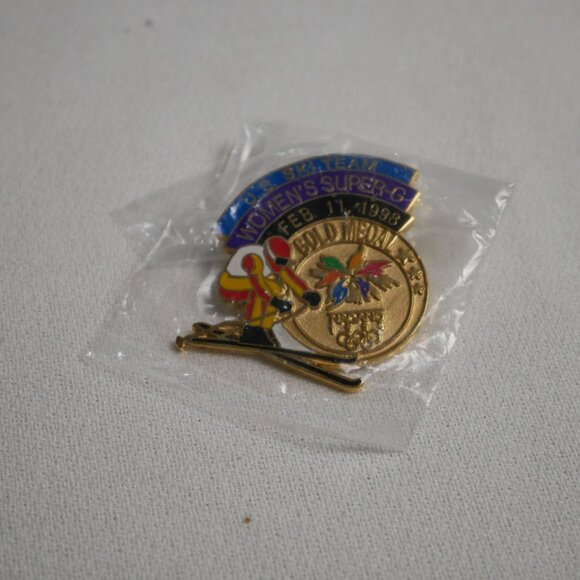 1998 Olympic Womens Super-G Gold Medalist Enamel Pin Skiing Collectible Vintage - Picture 2 of 3